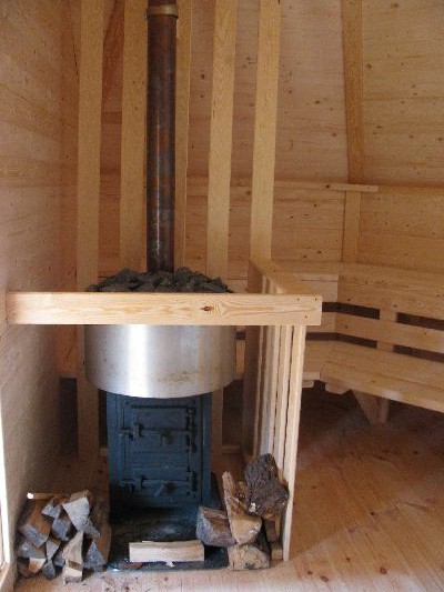 Wnętrze sauny ogrodowej z przedsionkiem 17 m